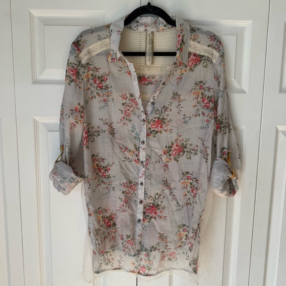Aratta Silent Journey Bohemian Embroidered Floral Button-Up Blouse Small